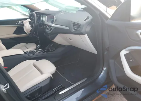 2021 BMW 228I Gran Coupe xDrive z USA, uszkodzony, nr VIN WBA73AK01M7G97314